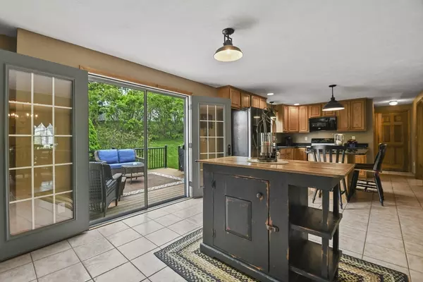 Rutland, MA 01543,18 Jackson Avenue