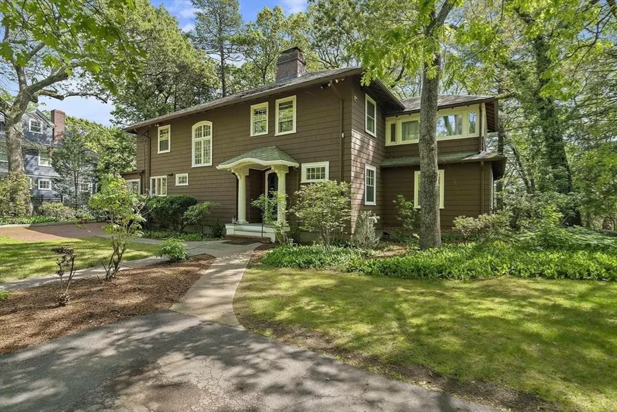 19 Ridge Rd, Newton, MA 02468