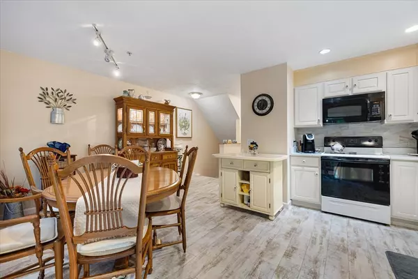 West Boylston, MA 01583,63 Shrine Ave #1