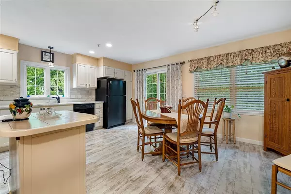 West Boylston, MA 01583,63 Shrine Ave #1