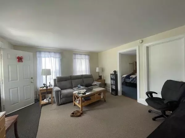 Grafton, MA 01560,268-270 Providence Rd