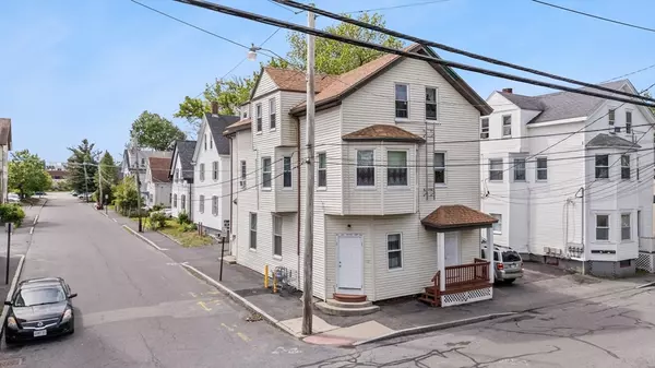 Taunton, MA 02780,52 Adams St