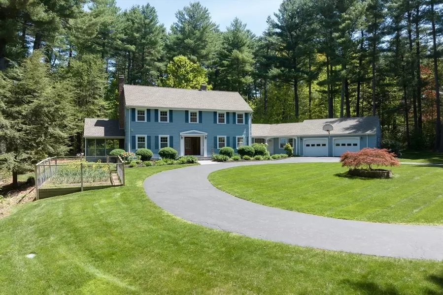22 Bradford Road, Weston, MA 02493
