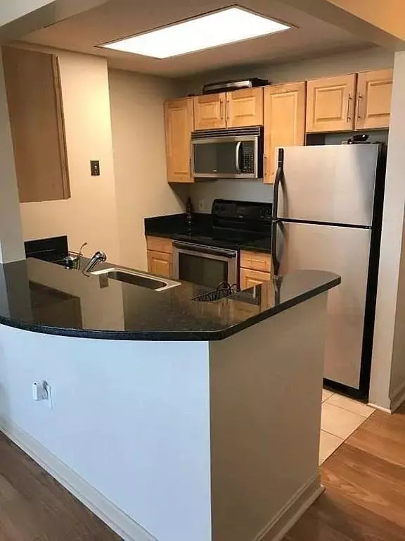169 Monsignor #511, Cambridge, MA 02141