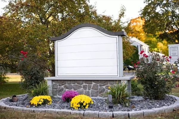 West Boylston, MA 01583,117 Worcester St