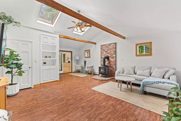 Bridgewater, MA 02324,60 Paddock Rd