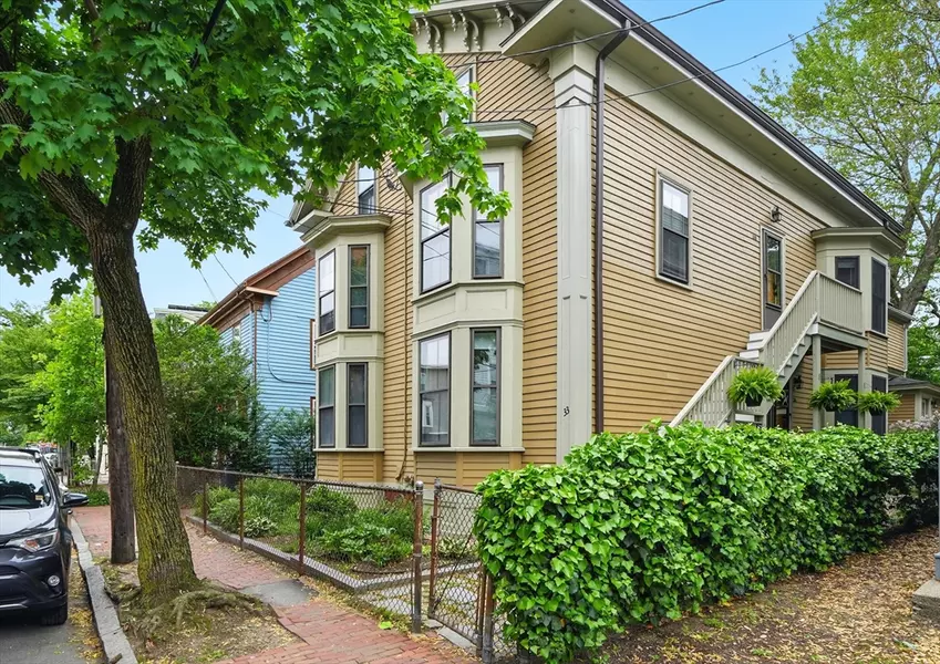 33B Pleasant #33B, Cambridge, MA 02139