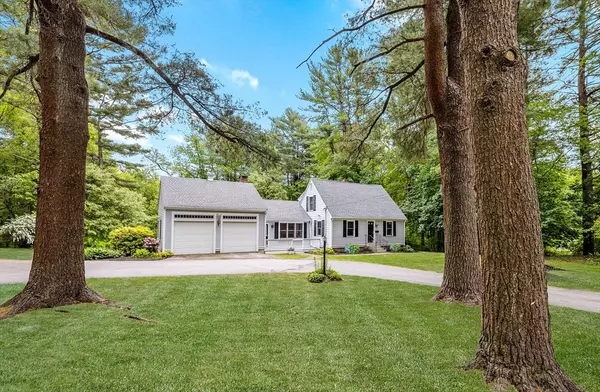 Hingham, MA 02043,212 Cushing Street