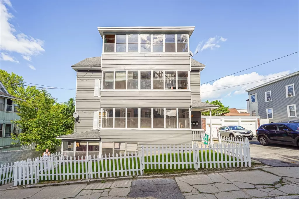 Fitchburg, MA 01420,19 Chester St