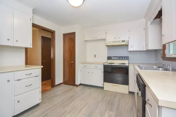 Milford, MA 01757,44 Harding Street