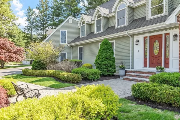 Lynnfield, MA 01940,3 Russell Road
