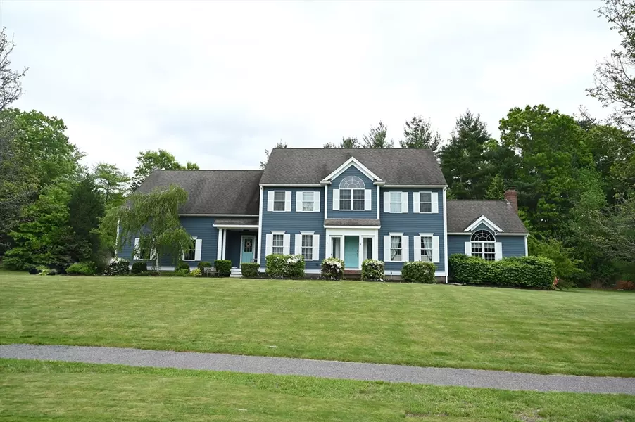34 Highland Cir, Halifax, MA 02338