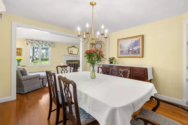 Marblehead, MA 01945,4 Crestwood