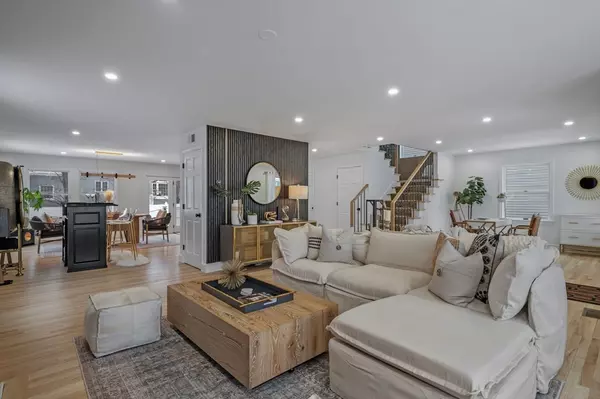 Swampscott, MA 01907,65 Prospect St