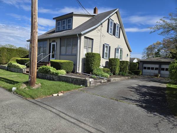 954  951 Glen Abrams, New Bedford, MA 02745