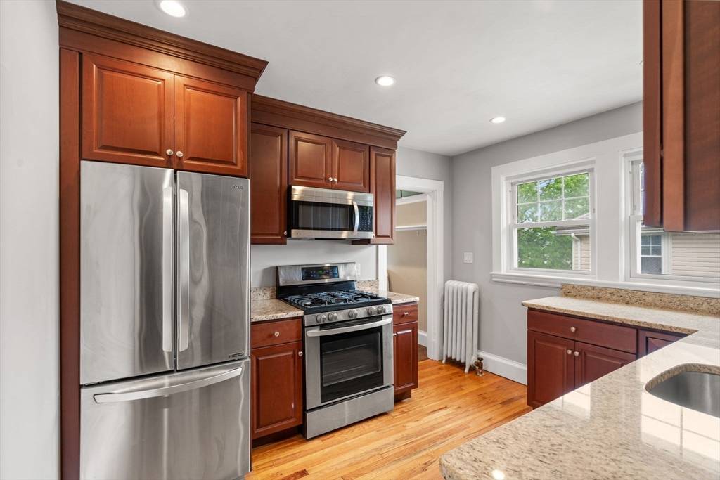 Belmont, MA 02478,30 Gilbert Rd #30