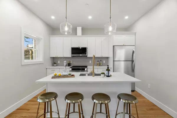 Boston, MA 02121,21 Ellington Street #2