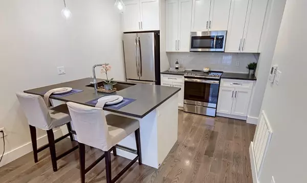 Somerville, MA 02143,434 Mcgrath Highway #305