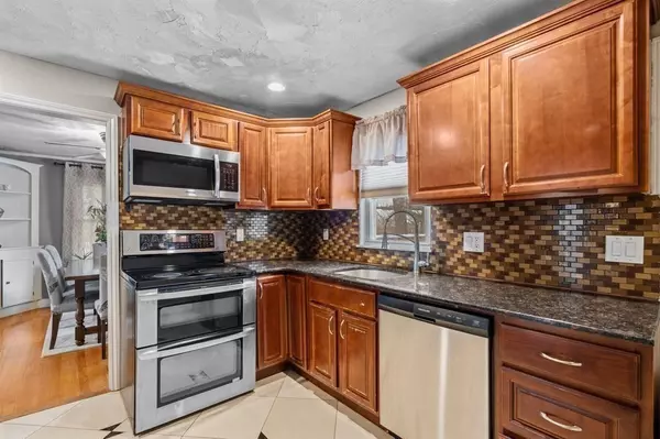 Worcester, MA 01602,4 Ludington Rd