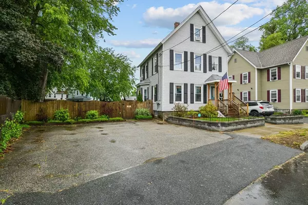 Chicopee, MA 01020,52 Harvard St