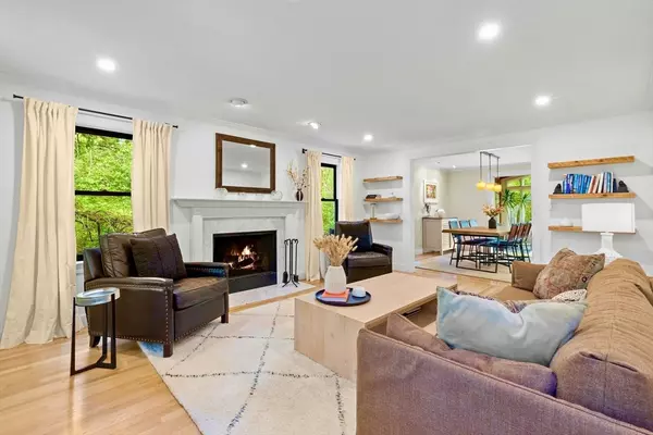 Hamilton, MA 01982,173 Sagamore St