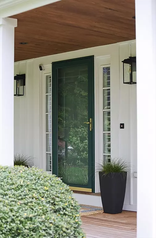 Hamilton, MA 01982,173 Sagamore St