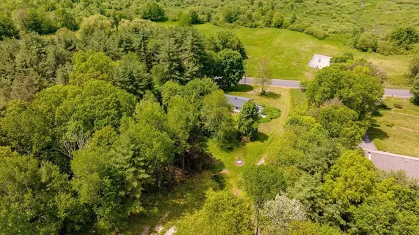 Hampden, MA 01036,189 Scantic Rd.