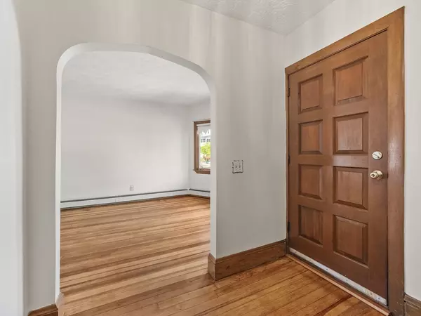 Medford, MA 02155,35-37 Wright Avenue