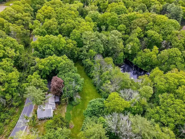 Rehoboth, MA 02769,330 Fairview Ave