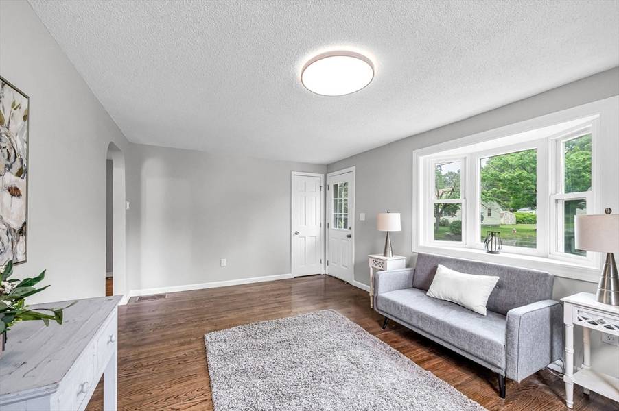 333 Massachusetts Ave, West Springfield, MA 01089