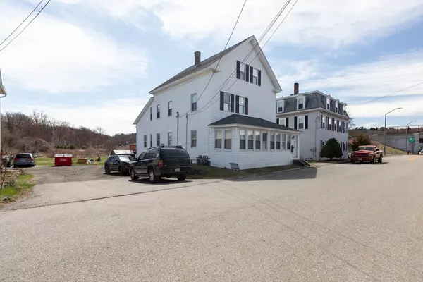 Millbury, MA 01527,4 A-C Elm Ct