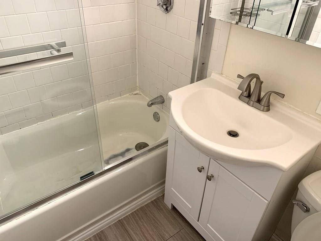 Boston, MA 02115,12 Stoneholm #613