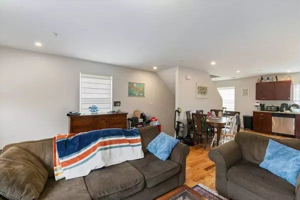 Haverhill, MA 01830,54 Primrose St. #3