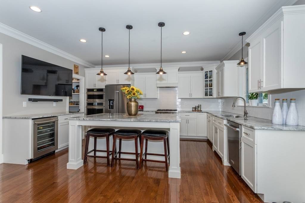 Franklin, MA 02038,1 Clearview Dr