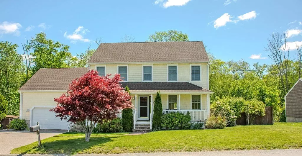 350 Millers Ln, Somerset, MA 02726