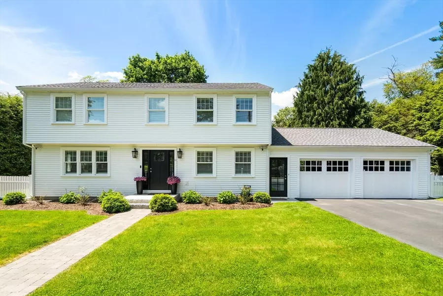 11 Brookmere Avenue, Wellesley, MA 02482