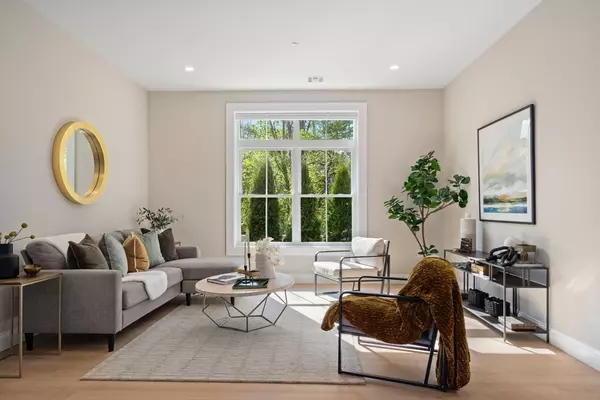 7 Cross St #303, Wilmington, MA 01887