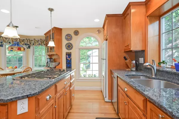 Needham, MA 02492,21 Stevens Rd