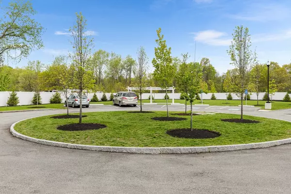 Woburn, MA 01801,7 E Dexter Ave #32