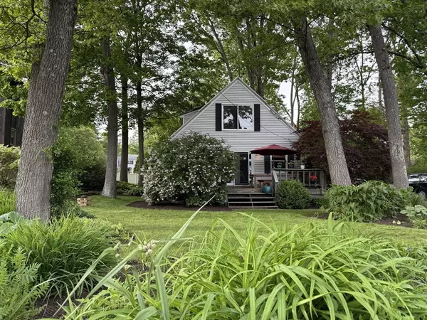 Ware, MA 01082,26 Horseshoe Cir