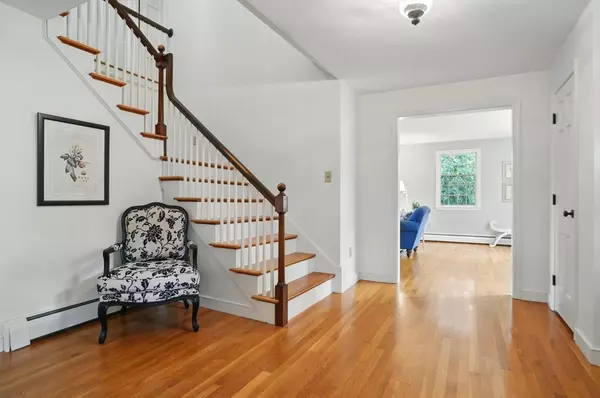 Duxbury, MA 02332,19 Flint Locke Dr