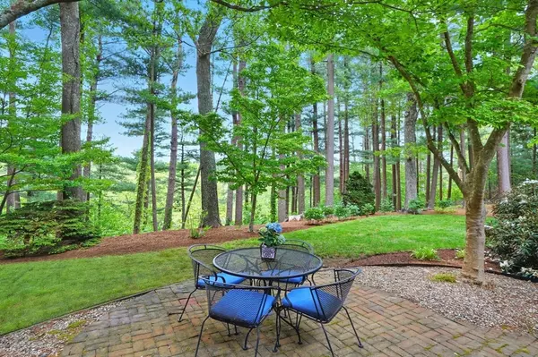 Duxbury, MA 02332,19 Flint Locke Dr