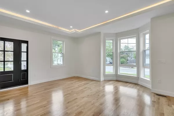 Watertown, MA 02472,36 Green St #36