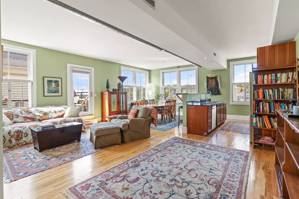 Somerville, MA 02143,43 Park Street #15