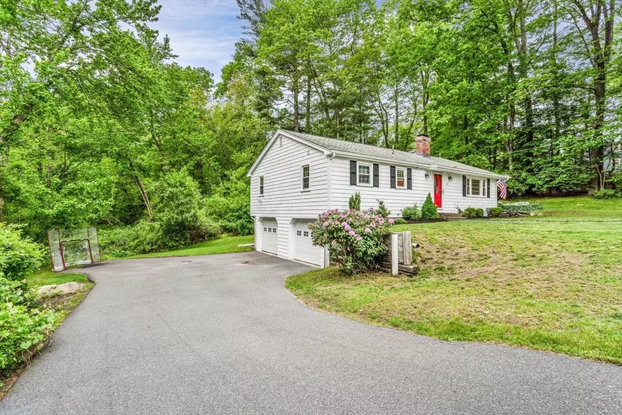 23 Cherokee Road, Acton, MA 01720