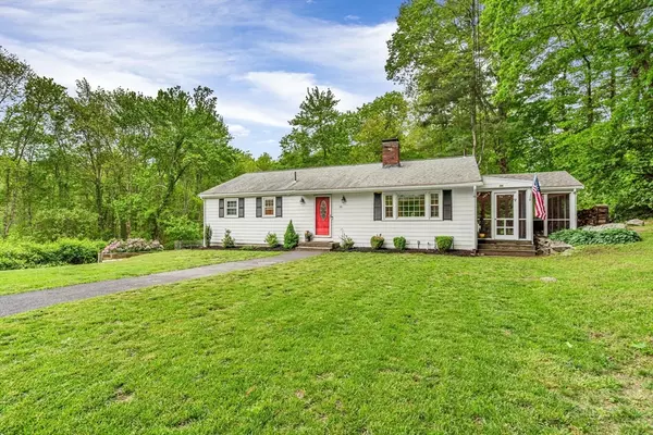 Acton, MA 01720,23 Cherokee Road