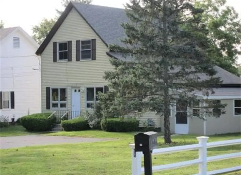 Hudson, MA 01749,83 Brigham St