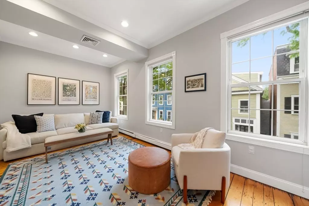 Boston, MA 02129,7 Trenton Street #2