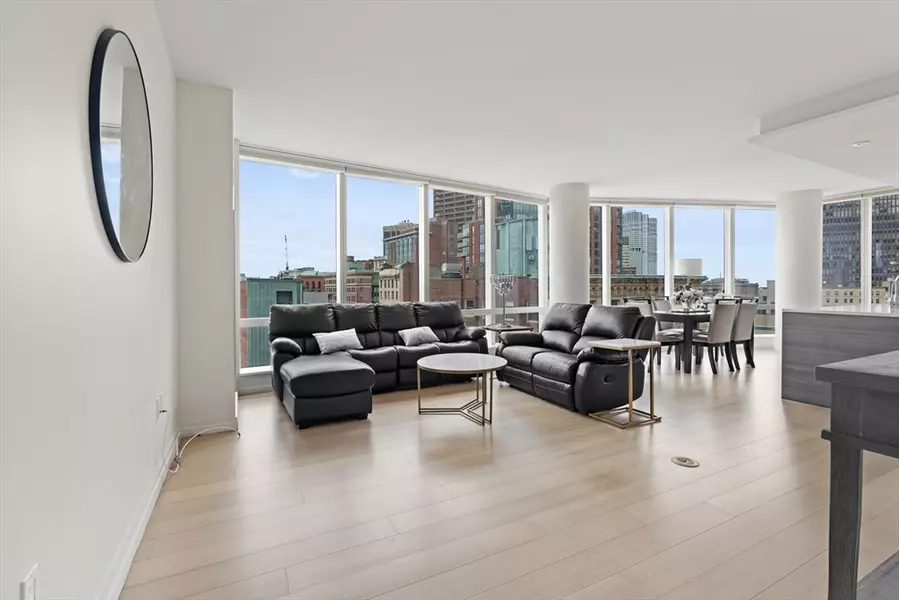 1 Franklin St #1504, Boston, MA 02110