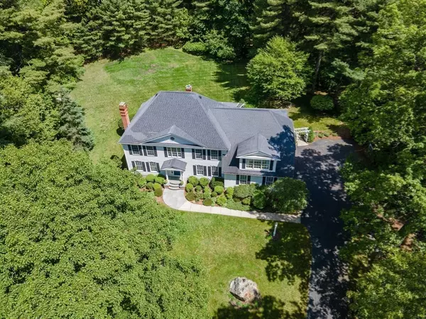 Westwood, MA 02090,397 Far Reach Road